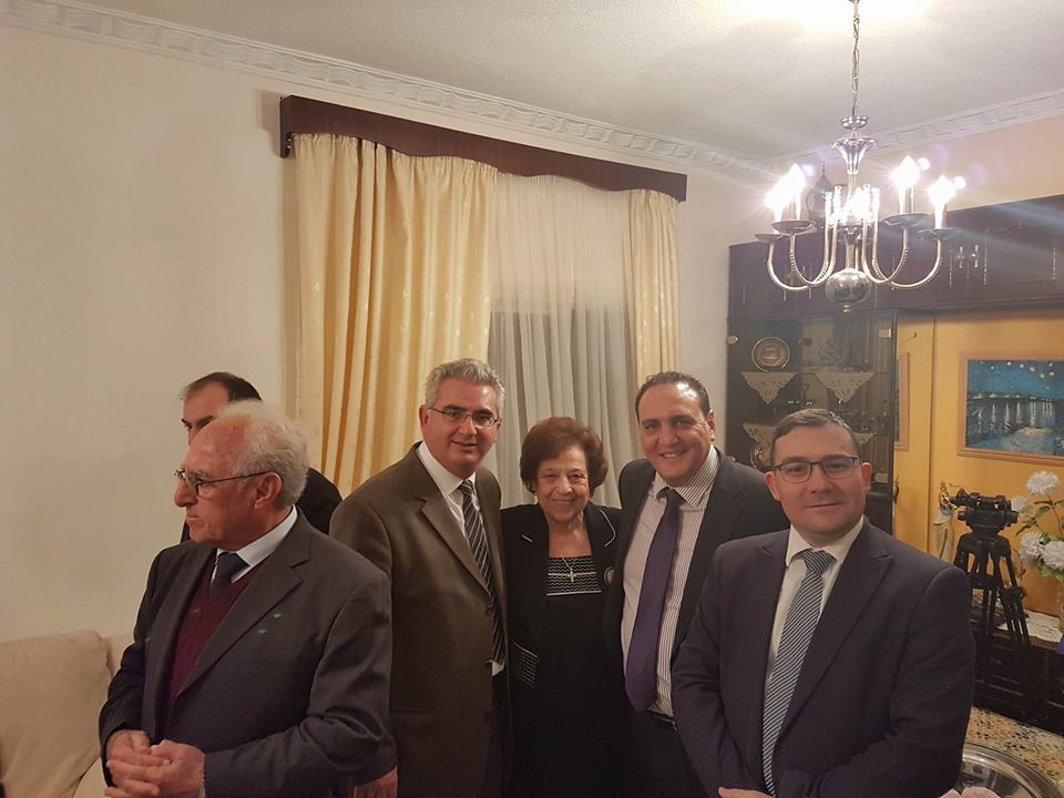 16344206_1094814637310670_573046804_n